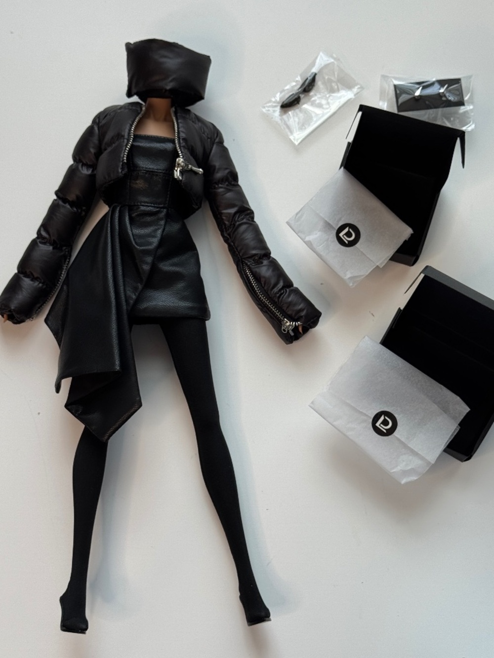Entire Outfit Only Defa Lucy Series 2 Paris Model No 5 Fashion Doll Fits NU Face